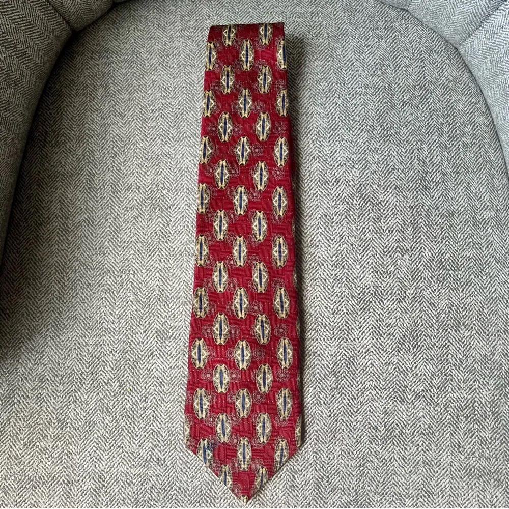 Vintage Bill Blass Black Label Tie Red Gold Navy Geometric Pattern 1990s
